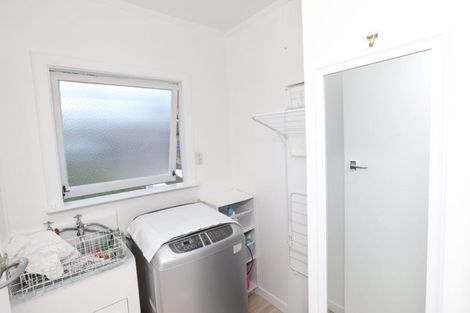 Photo of property in 5a Hillcrest Road, Hillcrest, Hamilton, 3216