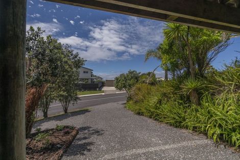 Photo of property in 93 Gallagher Drive, Tairua, 3508