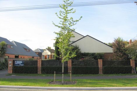 Photo of property in 74 Hamilton Avenue, Ilam, Christchurch, 8041