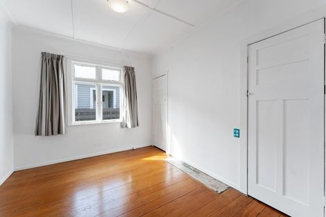 Photo of property in 88 Tukapa Street, Westown, New Plymouth, 4310