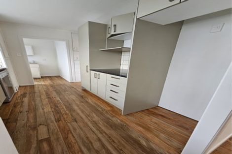 Photo of property in 42 Lyttelton Avenue, Forrest Hill, Auckland, 0620