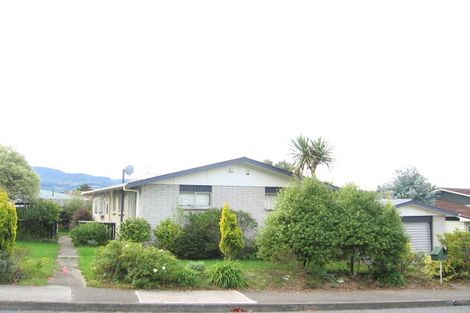 Photo of property in 56 Sunbrae Drive, Silverstream, Upper Hutt, 5019