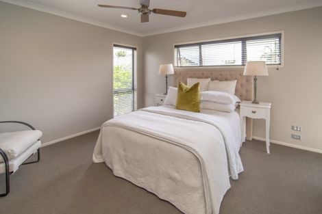 Photo of property in 18 Phoenicia Court, The Gardens, Auckland, 2105