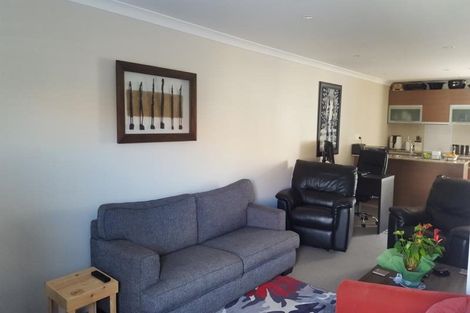 Photo of property in 2/46 Carlos Drive, Flat Bush, Auckland, 2016