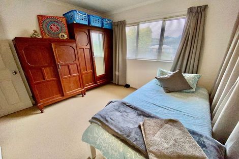 Photo of property in 3 Jomard Terrace, Northcross, Auckland, 0632