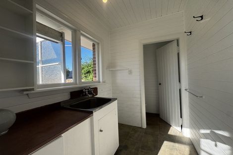 Photo of property in 56 Worthy Street, Ilam, Christchurch, 8041