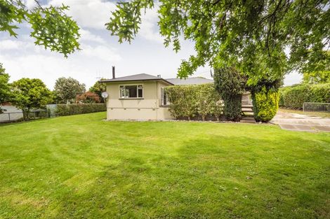 Photo of property in 15 Maunder Street, Marton, 4710