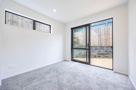 Photo of property in 3/17 Kingdale Road, Henderson, Auckland, 0610