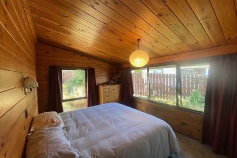 Photo of property in 33 Bodmin Terrace, Camborne, Porirua, 5026