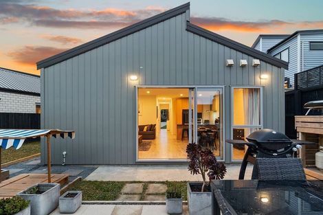 Photo of property in 4 Berba Lane, Westgate, Auckland, 0814