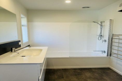 Photo of property in 80 Balrudry Street, Avonhead, Christchurch, 8042