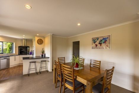 Photo of property in 10 Parkland Drive, Waipawa, 4210