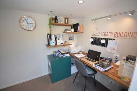 Photo of property in 17a Matenga Street, Waikanae, 5036