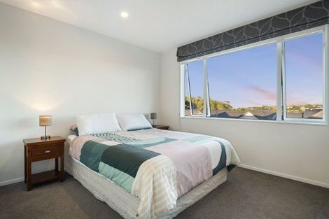 Photo of property in 15 Sunview Street, Silverdale, 0932