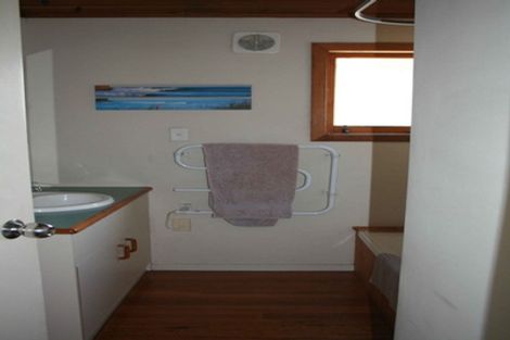 Photo of property in 149 Matipo Road, Te Atatu Peninsula, Auckland, 0610