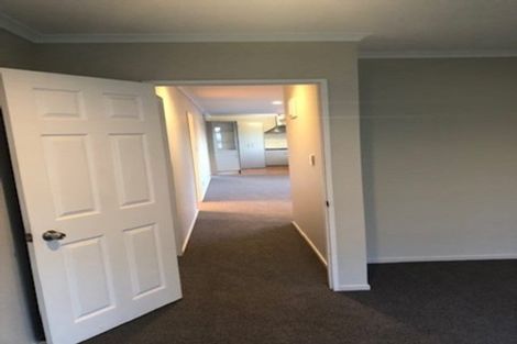 Photo of property in 16 Exotic Place, Massey, Auckland, 0614