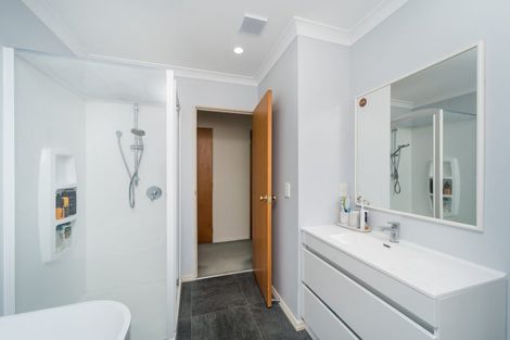 Photo of property in 358 College Street, West End, Palmerston North, 4410