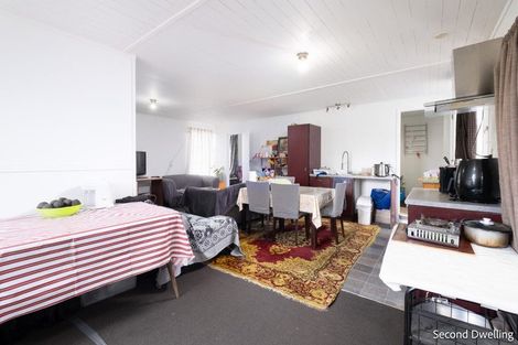 Photo of property in 486 Don Buck Road, Massey, Auckland, 0614