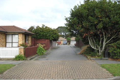 Photo of property in 10a Honeysuckle Place, Northcote, Christchurch, 8052
