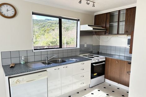 Photo of property in 33 Nassau Avenue, Grenada North, Wellington, 5028