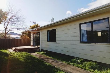 Photo of property in 2/61 Wakefield Street, Alicetown, Lower Hutt, 5010