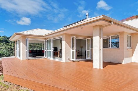 Photo of property in 66 Manuka Grove, Helensville, 0875