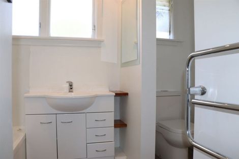 Photo of property in 32 Moreland Avenue, Papanui, Christchurch, 8053