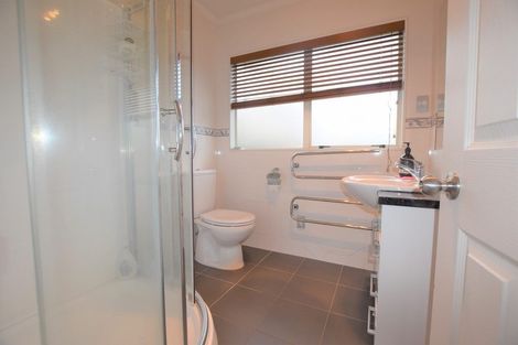 Photo of property in 23 Leafield Crescent, Henderson, Auckland, 0612