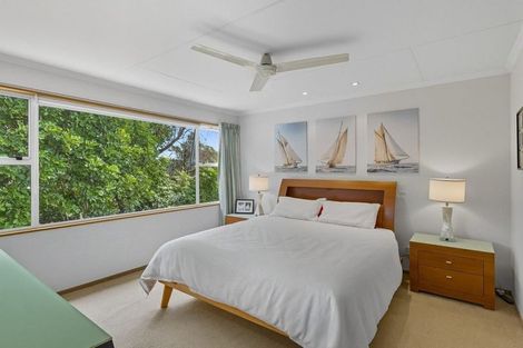 Photo of property in 335 Te Moana Road, Waikanae, 5036