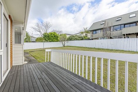 Photo of property in 49 Centorian Drive, Windsor Park, Auckland, 0632