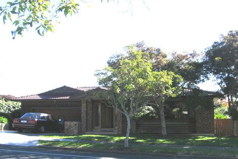 Photo of property in 39 Murvale Drive, Bucklands Beach, Auckland, 2014