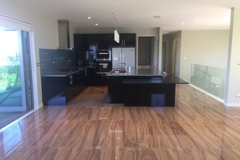Photo of property in 26 Remuremu Street, Long Bay, Auckland, 0630