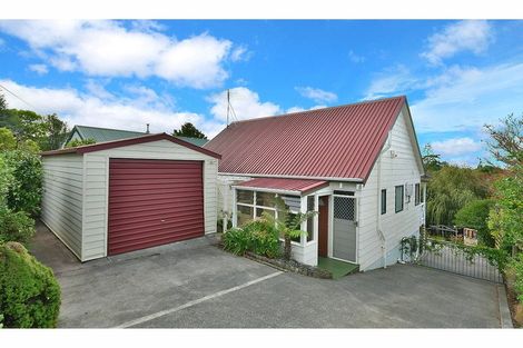 Photo of property in 11 Moffat Road, Red Beach, 0932