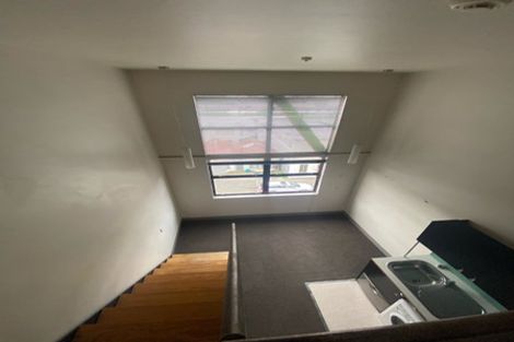 Photo of property in Urbane Apartments, 29/29 Webb Street, Mount Cook, Wellington, 6011