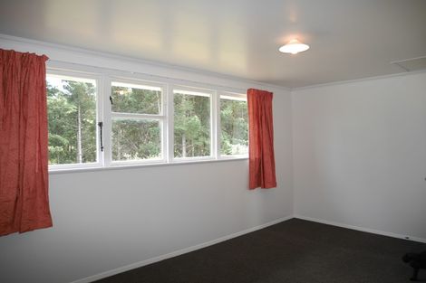 Photo of property in 7-9 York Place, Cannons Creek, Porirua, 5024