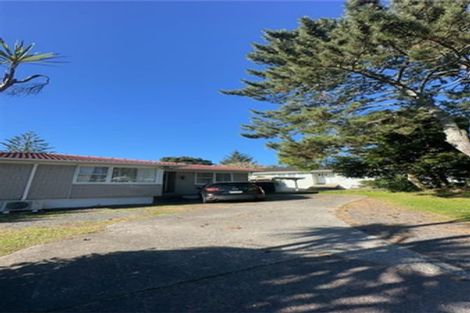 Photo of property in 26 Sunvue Road, Glen Eden, Auckland, 0602