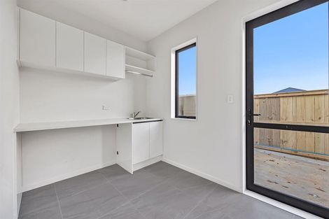 Photo of property in 5 Booker Drive, Tuakau, 2121