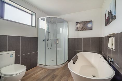 Photo of property in 40 Tower Avenue, Waverley, Dunedin, 9013