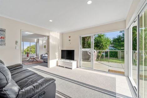 Photo of property in 9 Cascaden Road, Gulf Harbour, Whangaparaoa, 0930