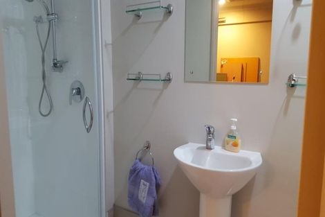 Photo of property in 2/46 Carlos Drive, Flat Bush, Auckland, 2016