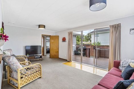 Photo of property in 83 Walworth Avenue, Pakuranga Heights, Auckland, 2010