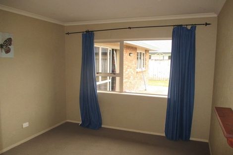 Photo of property in 54 Nottingham Drive, Hamilton East, Hamilton, 3216
