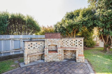 Photo of property in 11 Moray Place, Highbury, Palmerston North, 4412