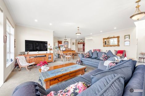 Photo of property in 11c Miromiro Road, Normandale, Lower Hutt, 5010