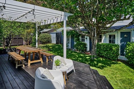 Photo of property in 15 Konini Street, Eastbourne, Lower Hutt, 5013