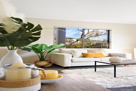 Photo of property in 4/133 View Road, Sunnyvale, Auckland, 0612