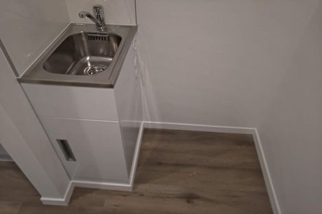 Photo of property in 10/45 Cessna Crescent, Mangere, Auckland, 2022