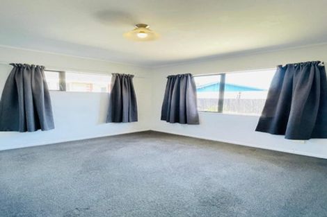 Photo of property in 471 Massey Road, Mangere East, Auckland, 2024