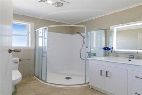 Photo of property in 34 Harrington Road, Henderson, Auckland, 0610