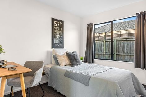 Photo of property in 2 Wendy Place, Heathcote Valley, Christchurch, 8022